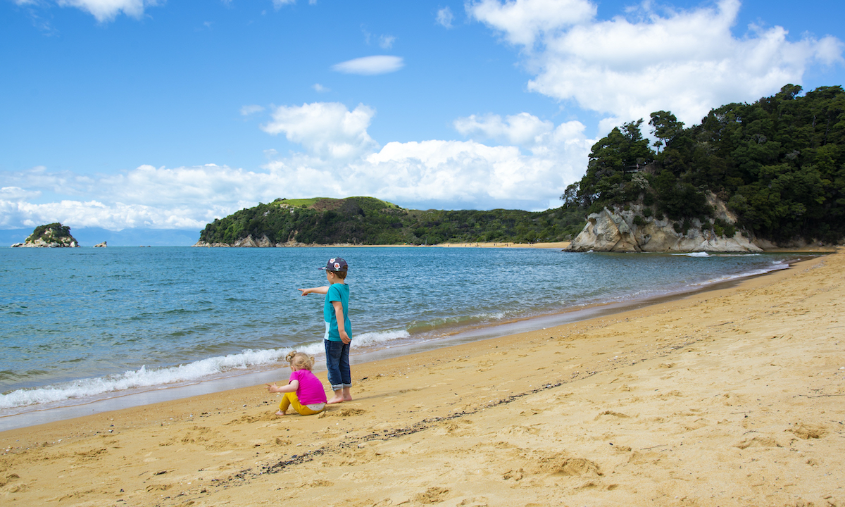 Kaiteriteri Beach door Anniek Mulder